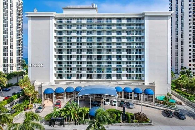 Building Photo - 19201 Collins Ave #236