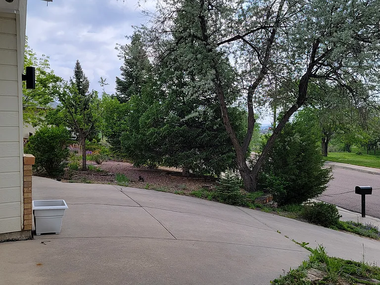 1110 Beta Loop — Photo 3