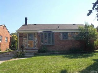 15425 Cameron St, Southgate, MI 48195