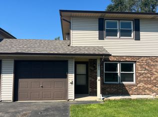 2033 Kevin Dr, Montgomery, IL 60538