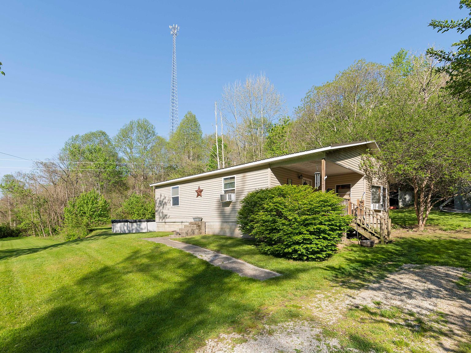 355 Main St, Hazel Green, KY 41332 MLS 23007374 Zillow