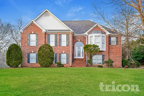 1685 Nottingham Way Photo 1