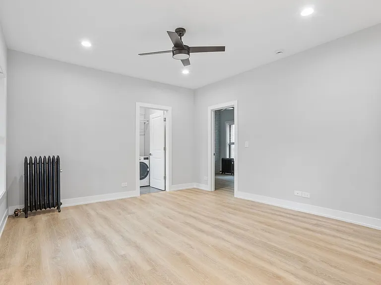 1239 W Morse Ave #3 — Photo 2