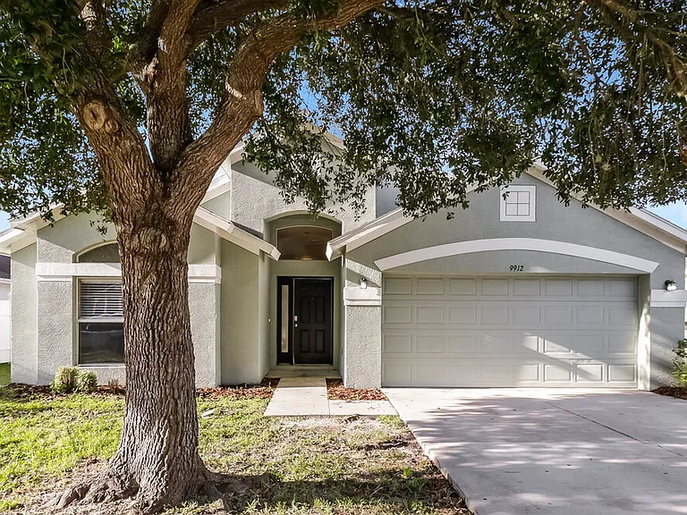 9912 Riverchase Dr — Photo 1
