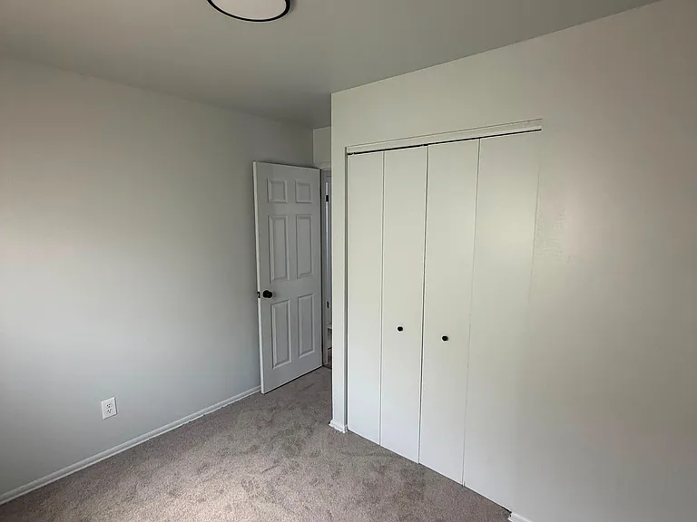 4900 Elmhurst St — Photo 14