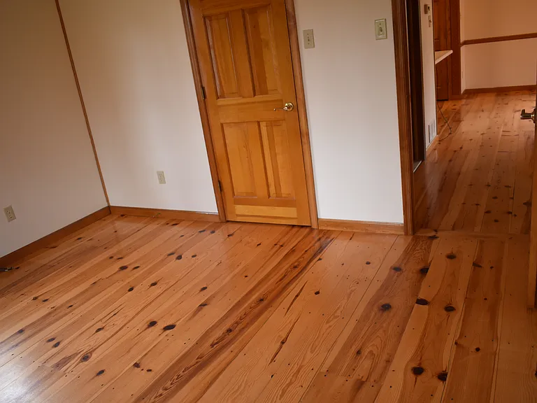 1st floor bedroom or Office