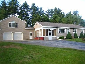 3 Michelle Ave Pelham Nh