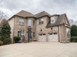 311 Burro Ct, Boiling Springs, SC 29316