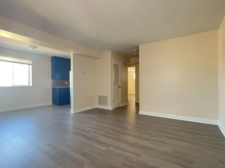 217 Mountain Ave SW #2 — Photo 4