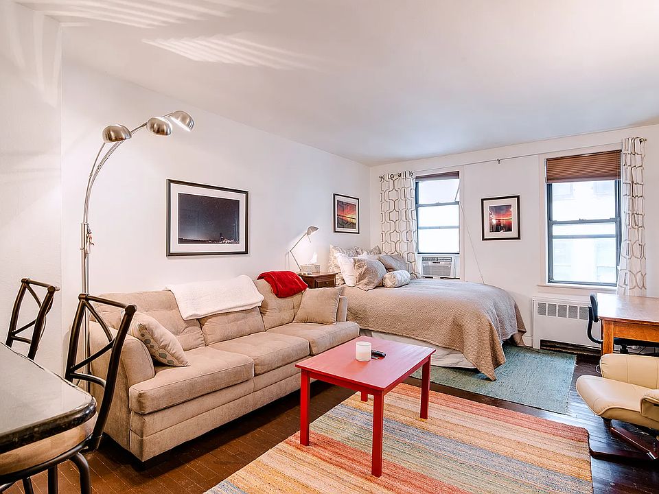 1st image of 30 E 22nd St APT 6B