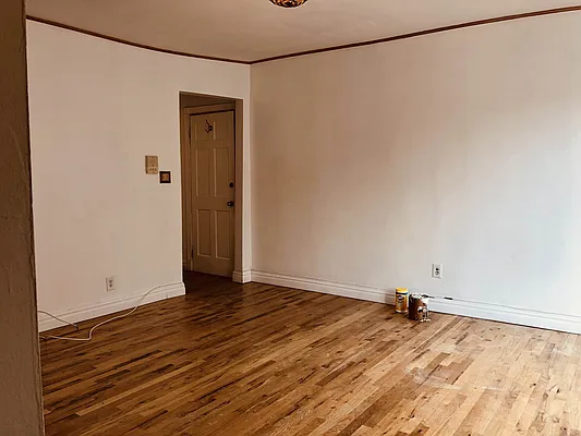 Rented by null | media 22