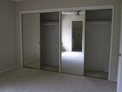 5th image of 2235 E Lizbeth Ct