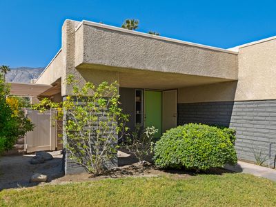 1333 N Sunflower Cir, Palm Springs, CA, 92262