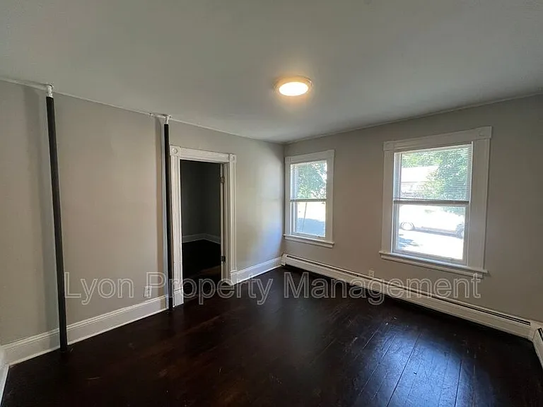 11 E Lawlor St #1 — Photo 2