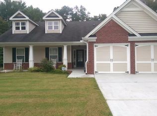 121 Reid Plantation Dr, Villa Rica, GA 30180