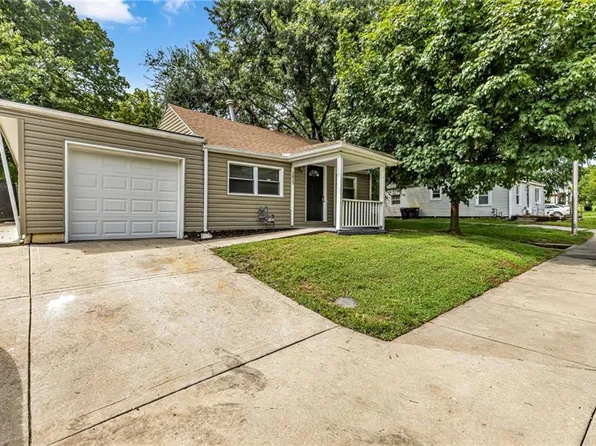 3820 N Brighton Ave, Kansas City, MO 64117