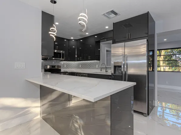 62 Andros Road, Palm Springs, FL 33461