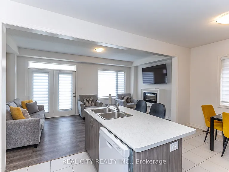 11 Hager Creek Ter — Photo 8