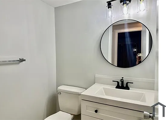 850 SW 133rd Ter — Photo 7