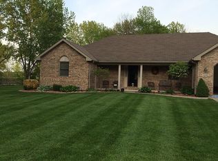 2136 Tartan Rd, Anderson, IN 46012