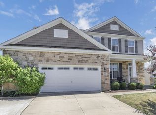 345 Rolling Acre Dr, Lithopolis, OH 43136