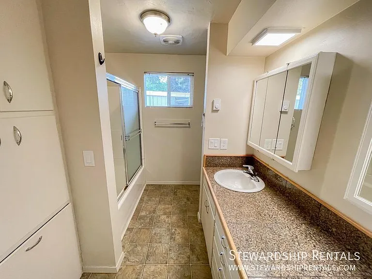 1458 E 19th Ave — Photo 9
