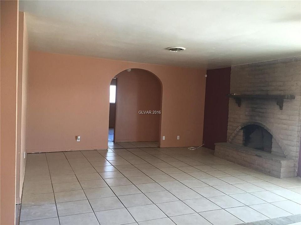 2nd image of 5392 Escondido St
