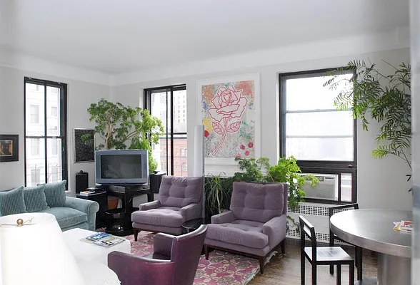 Rented by G. Laurie Cooper | media 18