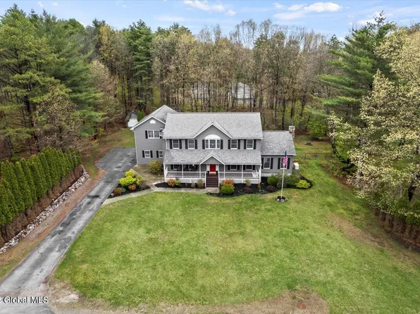 3 Barrington Drive, Gansevoort, NY 12831