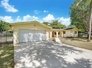 Plantation Gardens 2nd Se, Fort Lauderdale, FL 33317