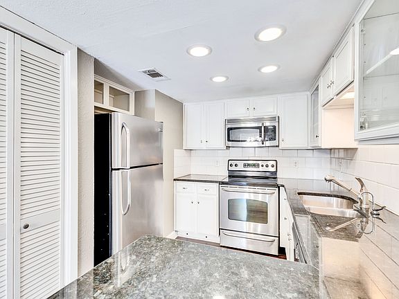 4th image of 8418 Fathom Cir #1-503
