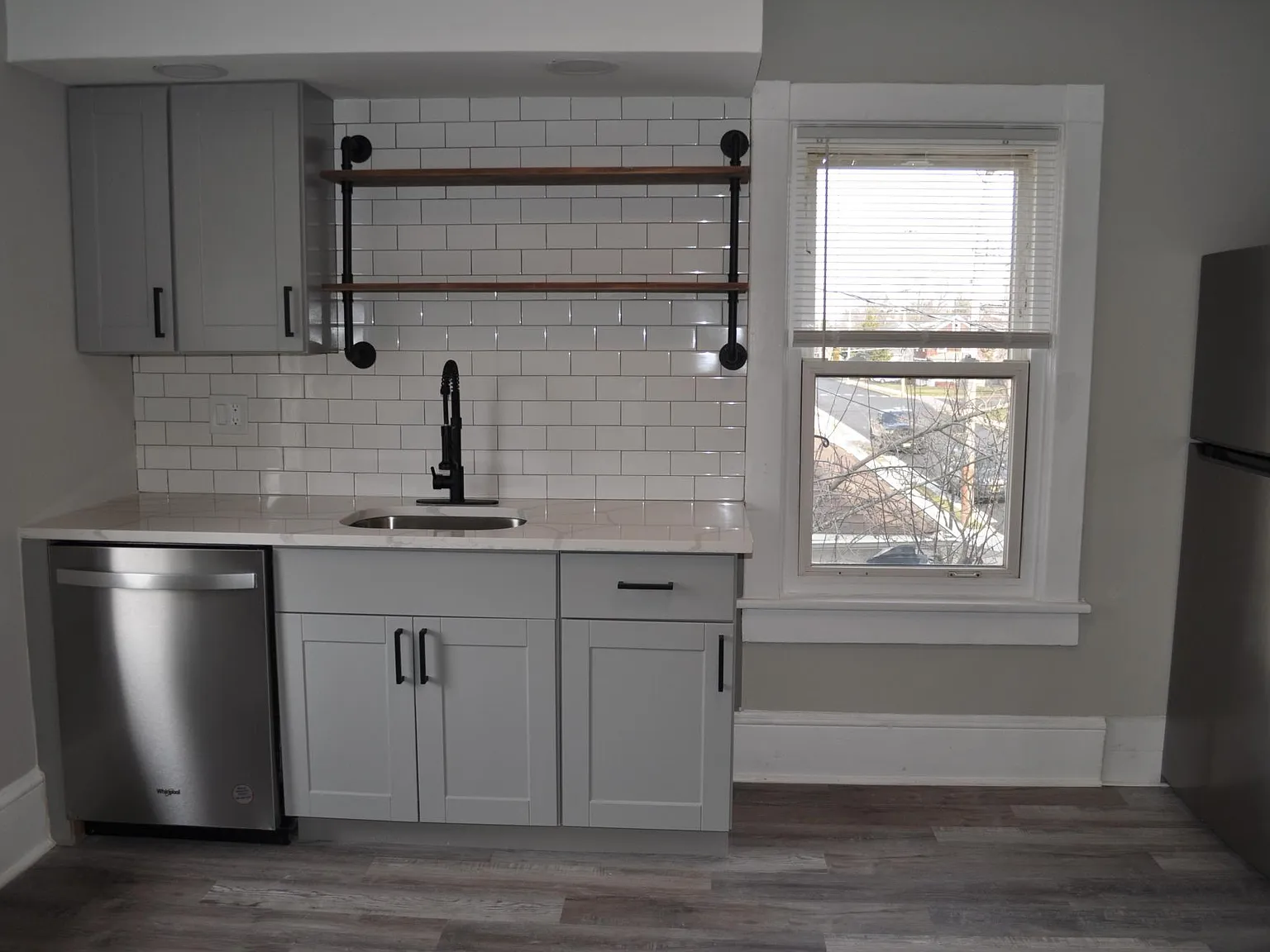 132 Spring St — Photo 2