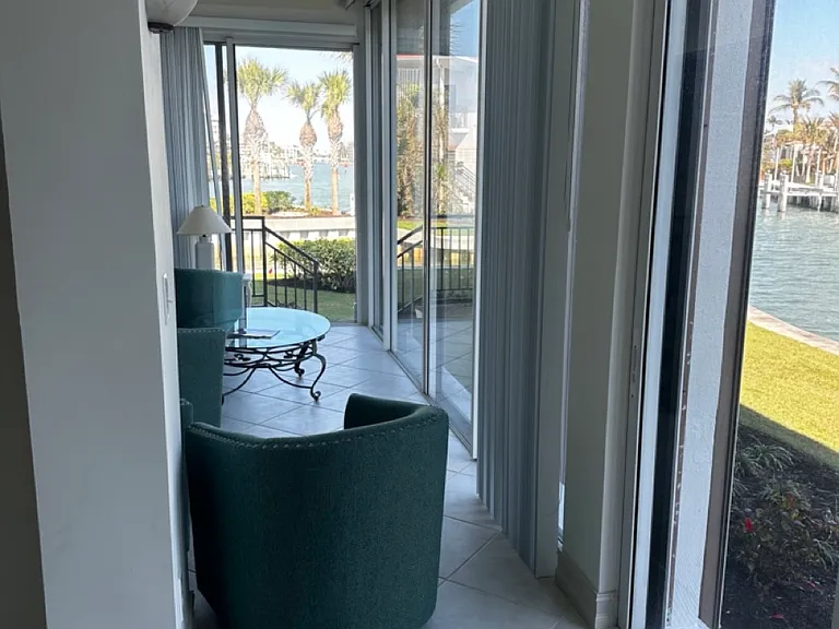 2226 Gulf Shore Blvd N #P3 — Photo 9