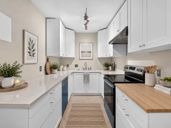 2601 Bellefontaine St APT B110, Houston, TX 77025