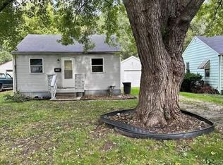 1624 E Division St, Decatur, IL 62526