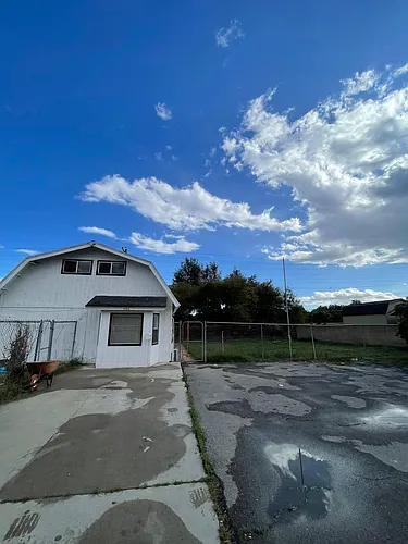 1580 1/2 Grand Ave Photo 1