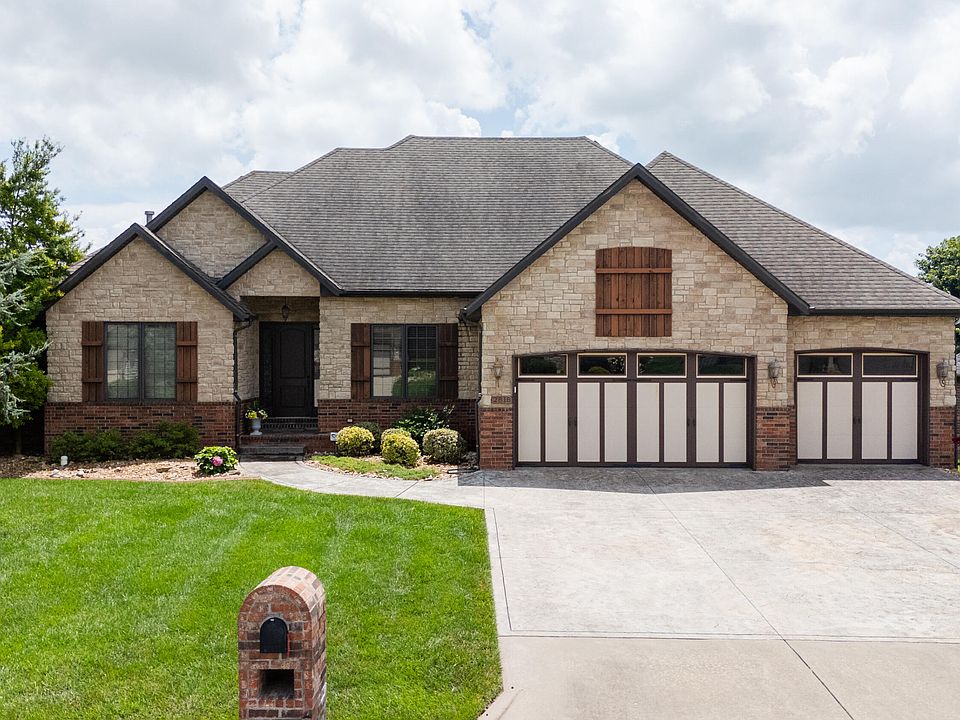 1st image of 2818 E Cherrybark Street