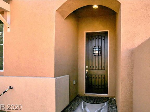 4th image of 1174 Calcione Dr Unit 1174