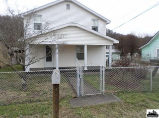 46 44th St, Huntington, WV 25702