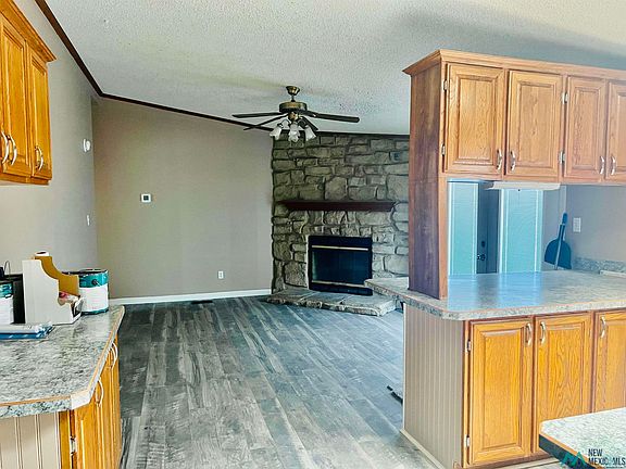 3rd image of 1531 E Linda Ln
