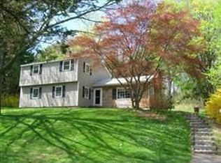 155 Topsfield Rd, Ipswich, MA 01938