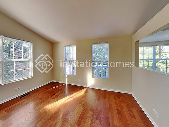 5th image of 1105 Symphony Dr