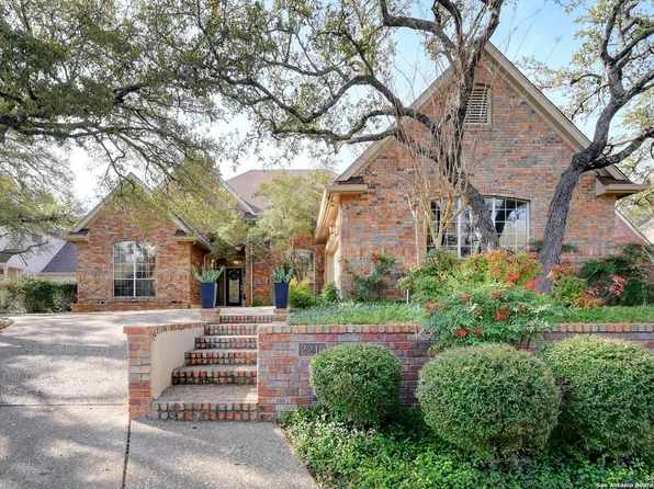 2210 Fawnfield Ln, San Antonio, TX 78248