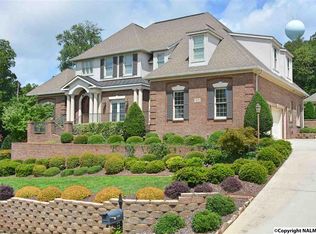 4501 Old Farm Cir SE, Huntsville, AL 35802