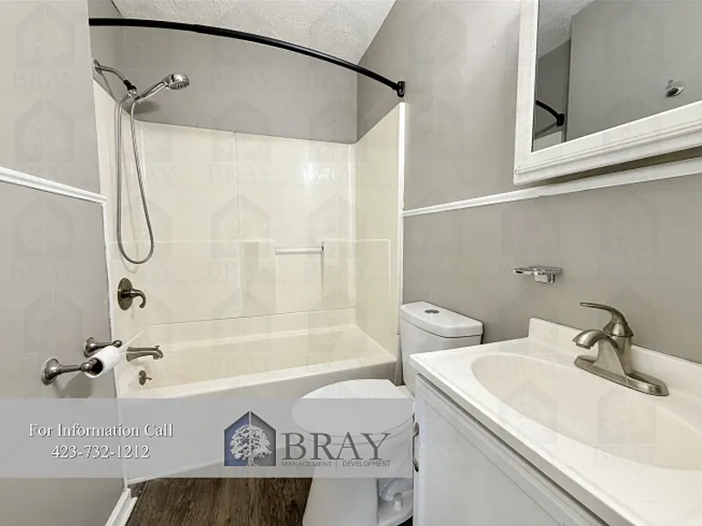 2412 Stewart St — Photo 6