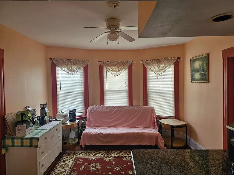 114 Wallace St #114 — Photo 3