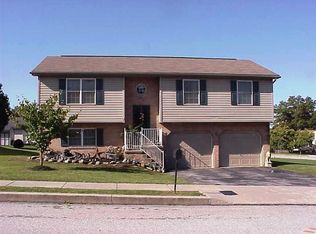 9 E Parkview Rd, Manchester, PA 17345