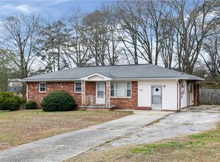 3798 Ponderosa Ln, Powder Springs, GA 30127
