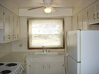 1 bed, 1.0 bath, $775 — Photo 3