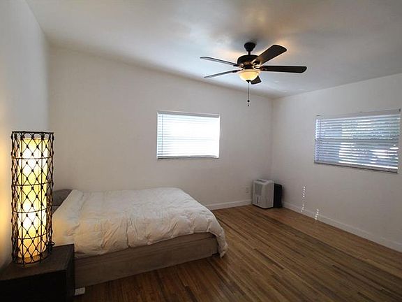 4th image of 312 Lake Fair Ln